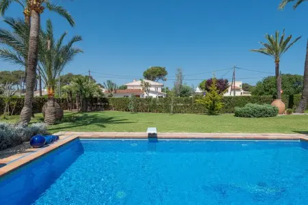 Mulholland Villa – Piscine d'eau salée et jardin à Son Bauló : photo 9