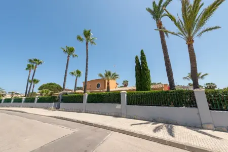 Mulholland Villa – Piscine d'eau salée et jardin à Son Bauló : photo 43