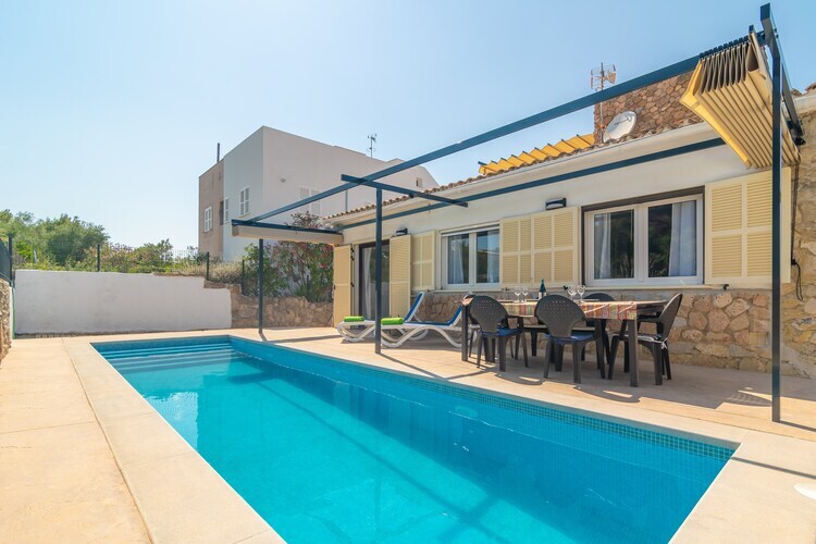 Can Clavell, villa avec piscine d'eau salée à Colònia de Sant Pere - Photo 29