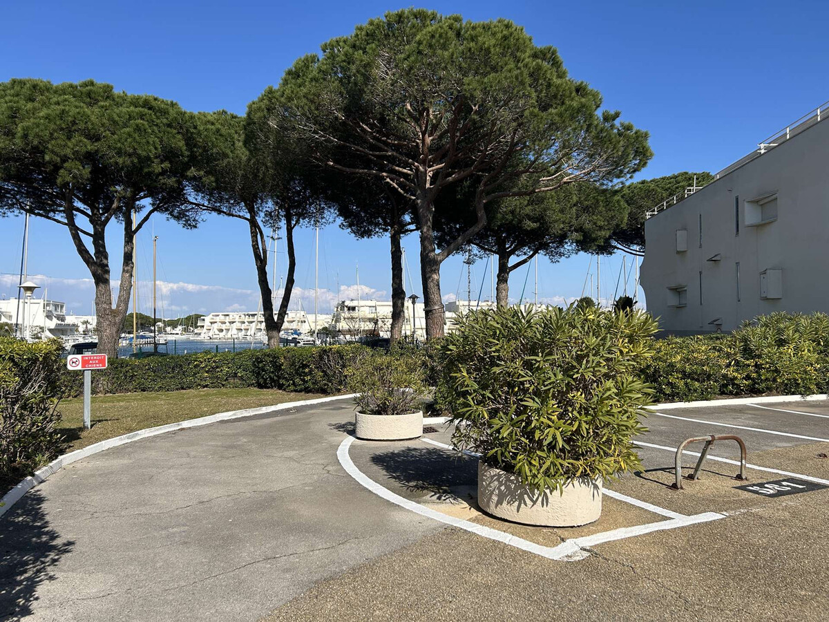 Deux pièces cabine rénové, 4 couchages, loggia, Port Camargue - Photo 19