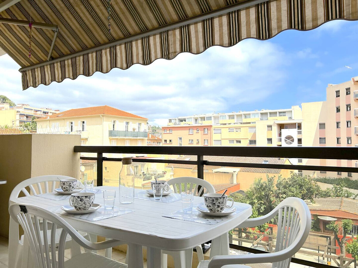 Appartement climatisé 2 pièces au cœur du Lavandou - Photo 1