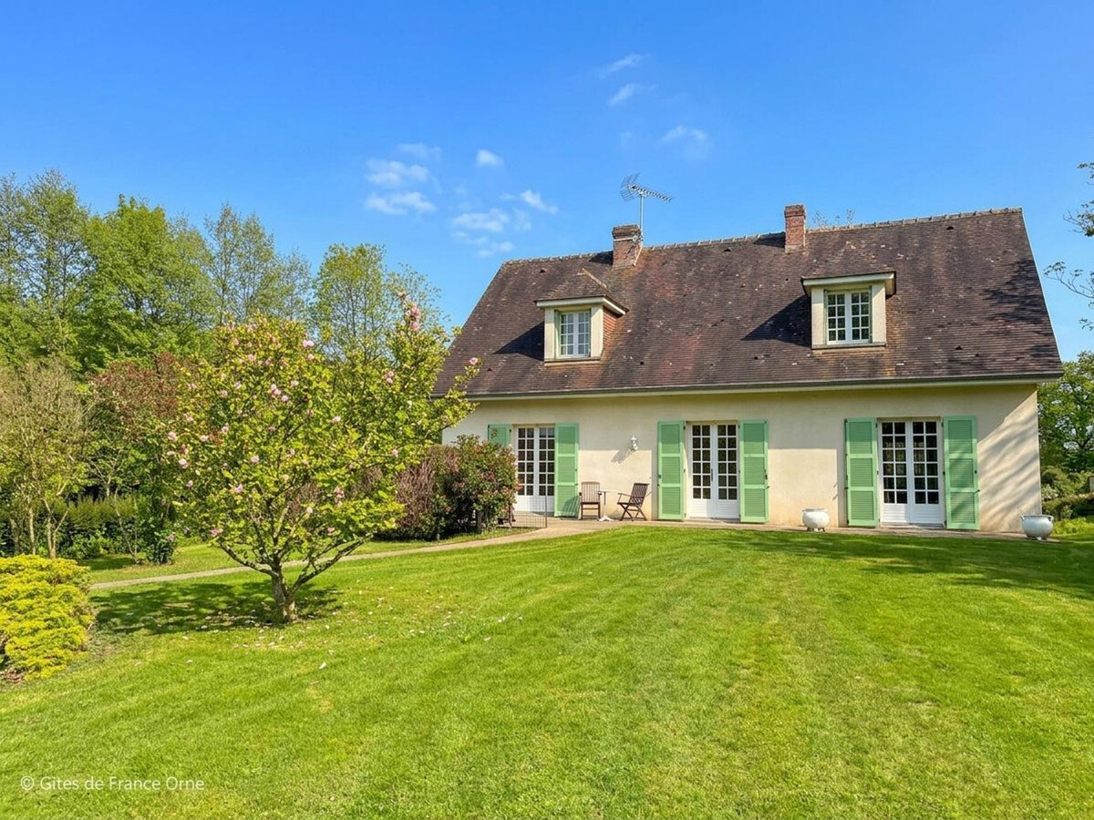 Gîte 6 chambres, 15 personnes, terrain clos à Longny-au-Perche - Photo 1