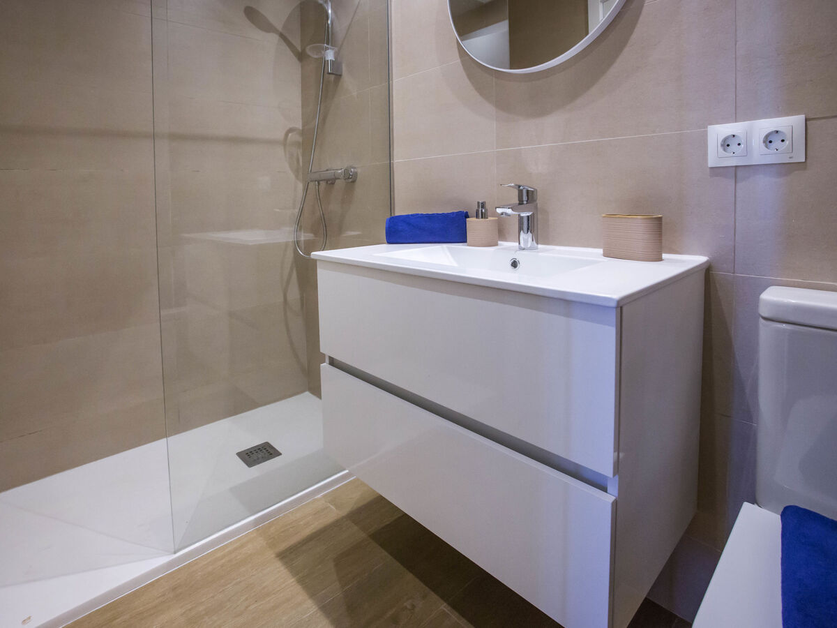 Marina Real III – Appartement 70m² avec terrasse à Dénia - Photo 22
