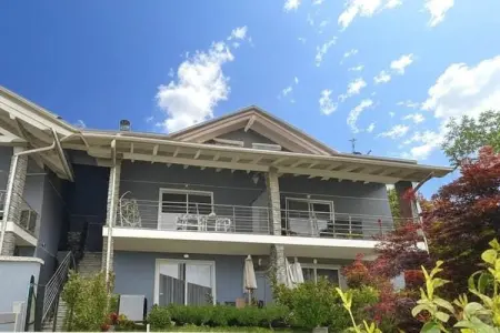 Location maison à Meina