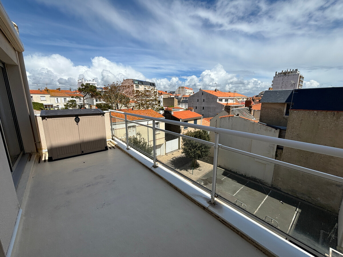 Appartement 2 étoiles, terrasse, 50 m de la plage - Photo 5