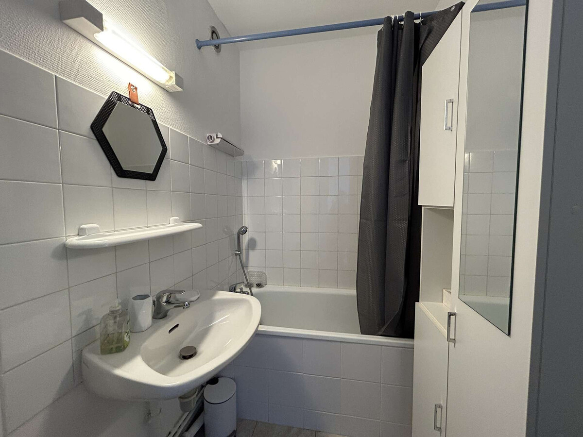 Studio avec balcon vue mer et lave-linge à Saint-Jean-de-Monts - Photo 10