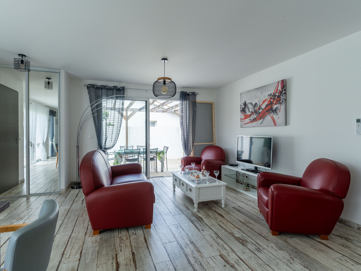 Maison 90 m² climatisée, 3 chambres, jardin à Parentis-en-Born - Photo 2