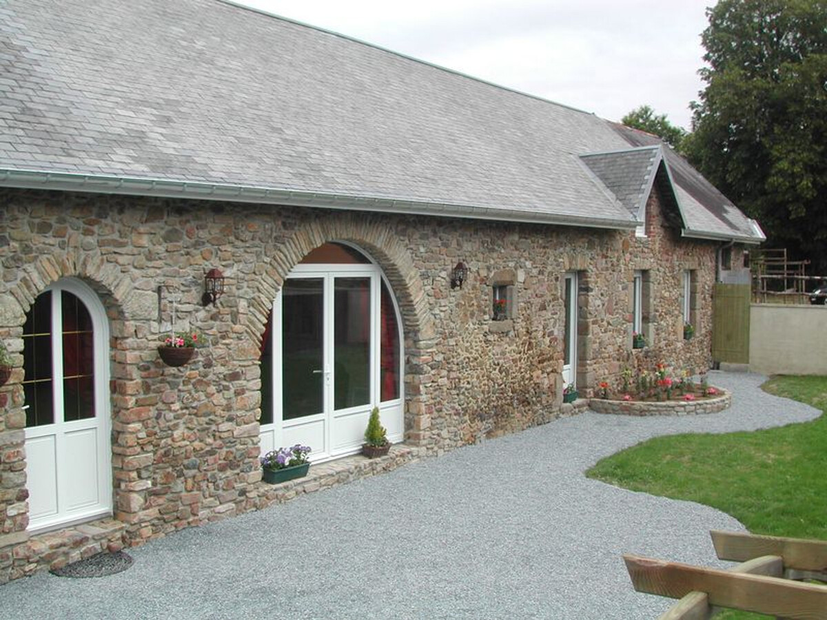 Gîte de plain-pied avec jardin clos à Montsurvent - Photo 10