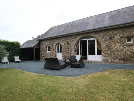 Location gite de vacances à Montsurvent