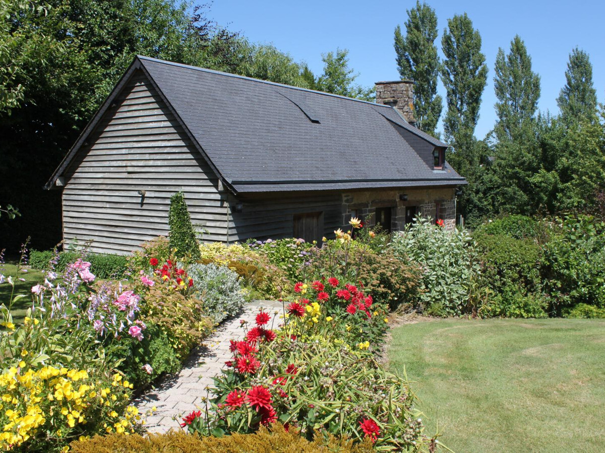 Gîte plain-pied avec jardin paysager à La Colombe - Photo 14