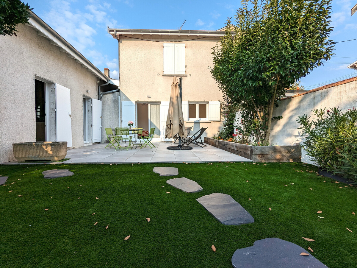 Maison lumineuse 2 chambres, terrasse 30m², plage 200m - Photo 1