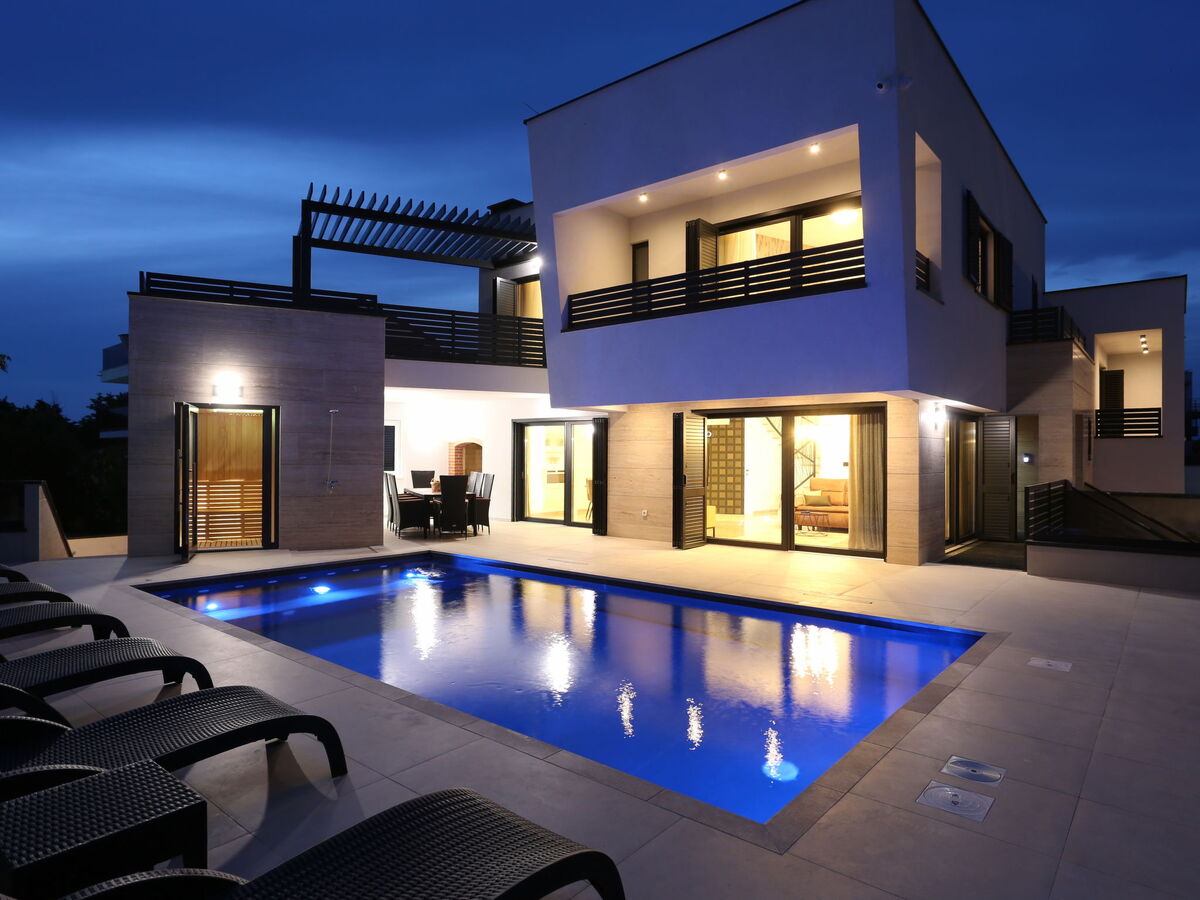 Villa Petra - Maison 4 étages piscine chauffée - Photo 1