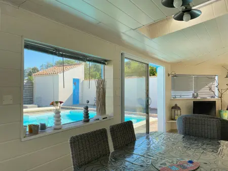 Maison avec piscine privée, près de la plage, à Longeville-sur-Mer - Photo 4