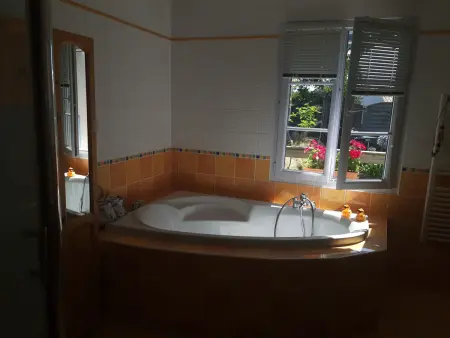Maison avec piscine privée, près de la plage, à Longeville-sur-Mer - Photo 19