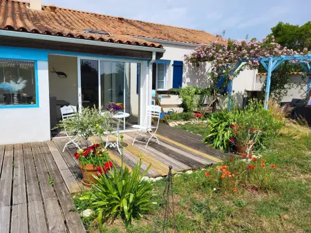 Maison avec piscine privée, près de la plage, à Longeville-sur-Mer - Photo 24