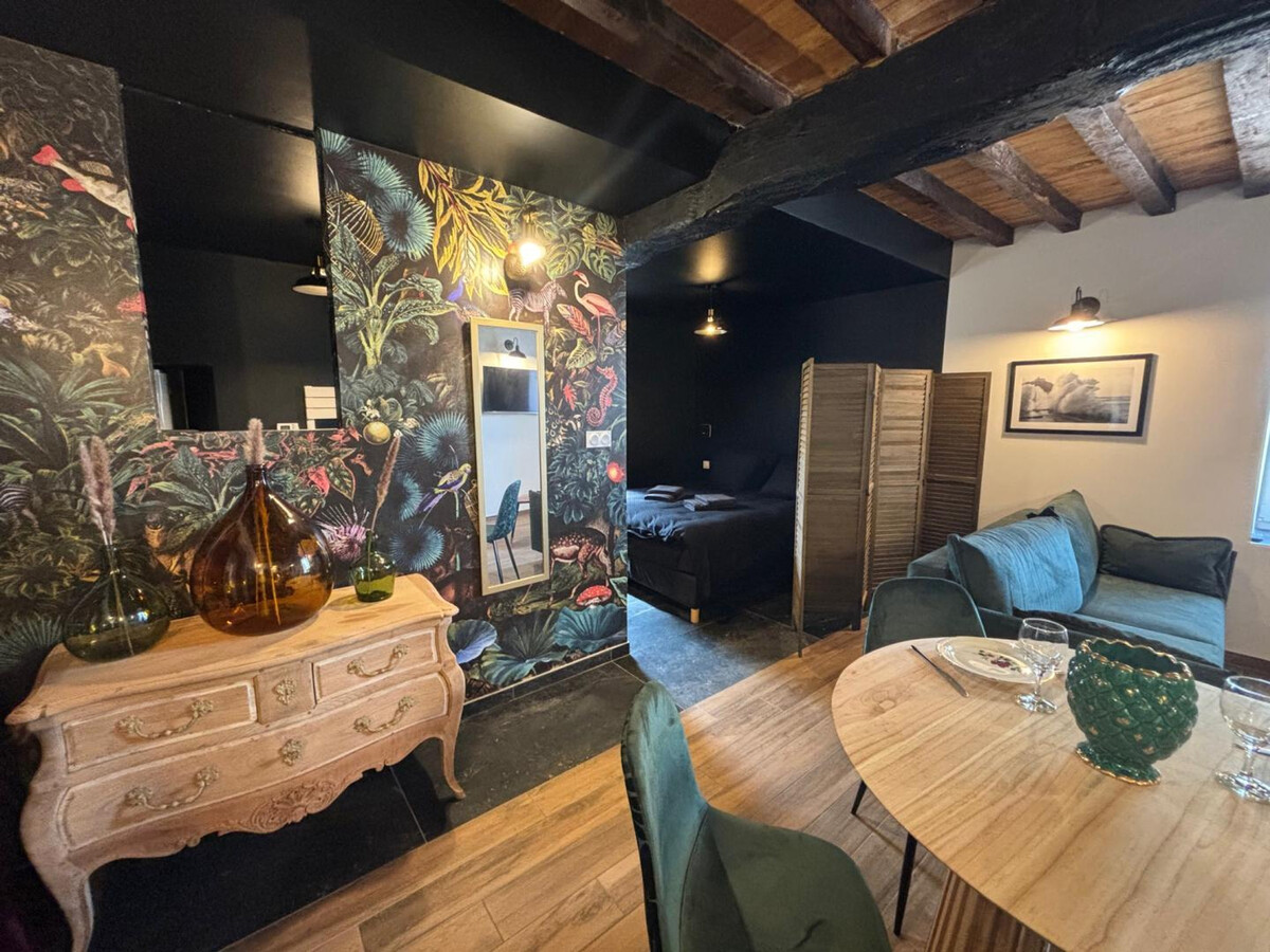 Studio avec spa et jardin à Montaigu-le-Blin - Photo 1