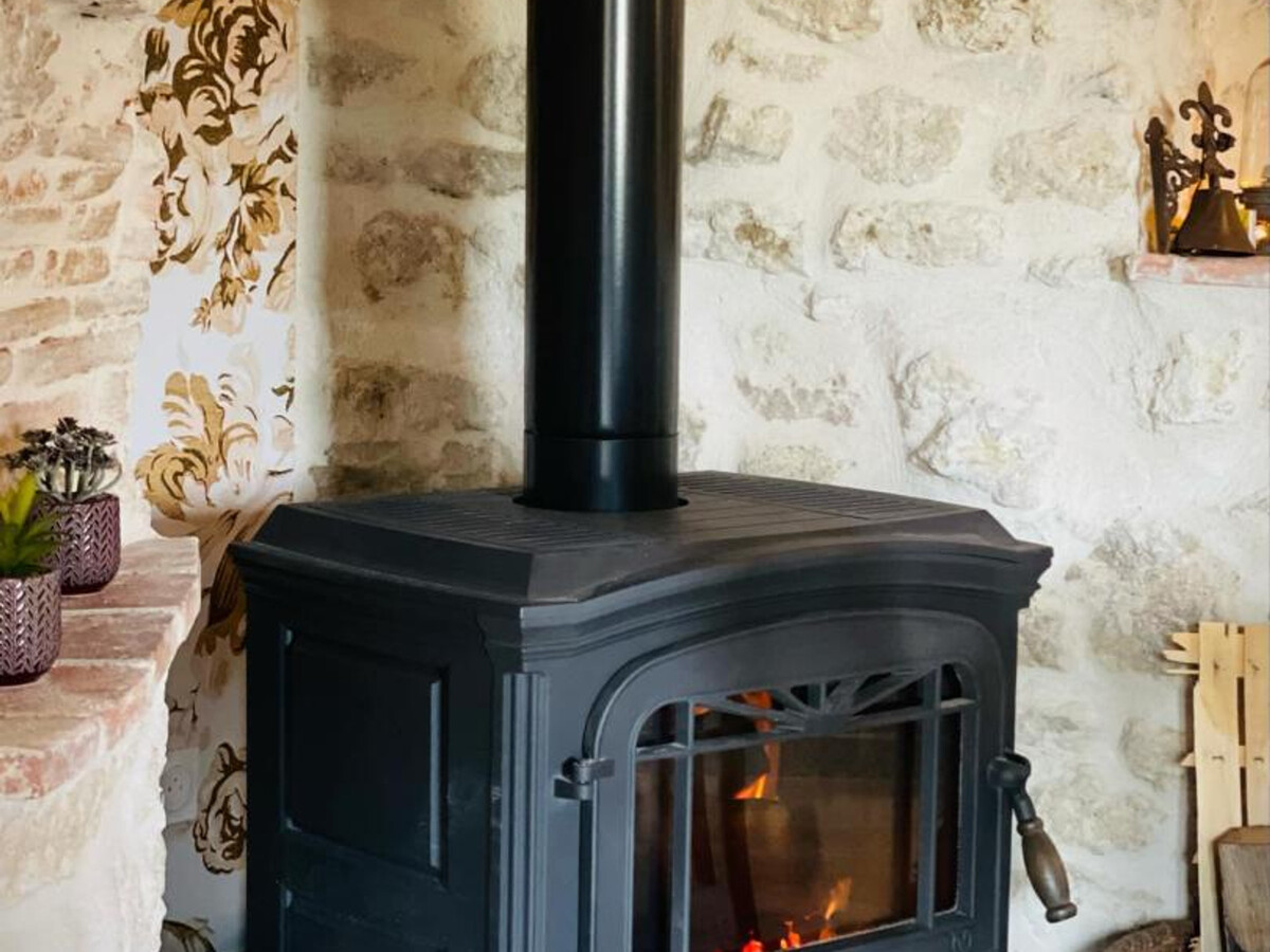 Gîte 4 personnes avec spa intérieur à Montaigu-le-Blin - Photo 5