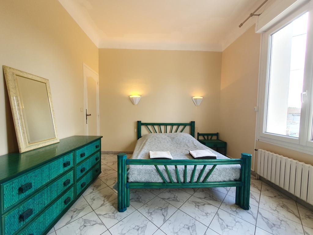 Villa Louis à Homps : piscine privée et terrasse - Photo 17
