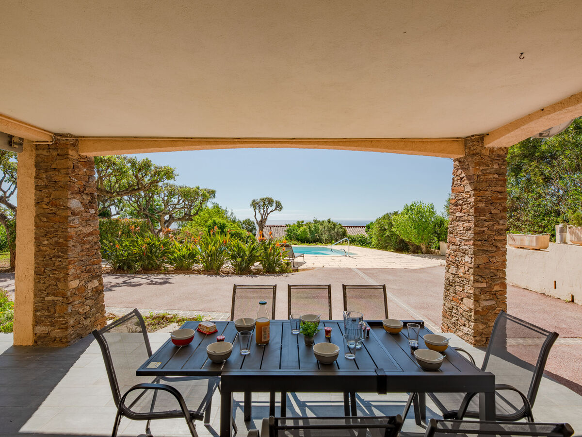 Apt 4 chambres 115 m² avec terrasse 32 m² à Saint Aygulf - Photo 5