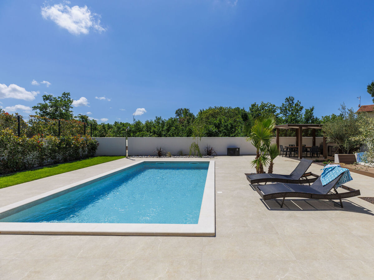 Villa Sandro - Poreč : 3 chambres, piscine chauffée - Photo 14