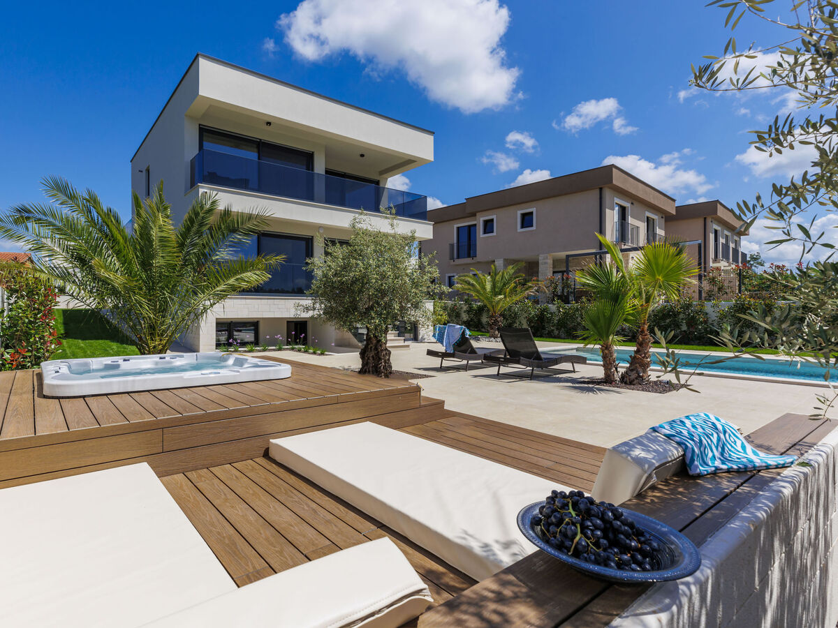 Villa Sandro - Poreč : 3 chambres, piscine chauffée - Photo 15