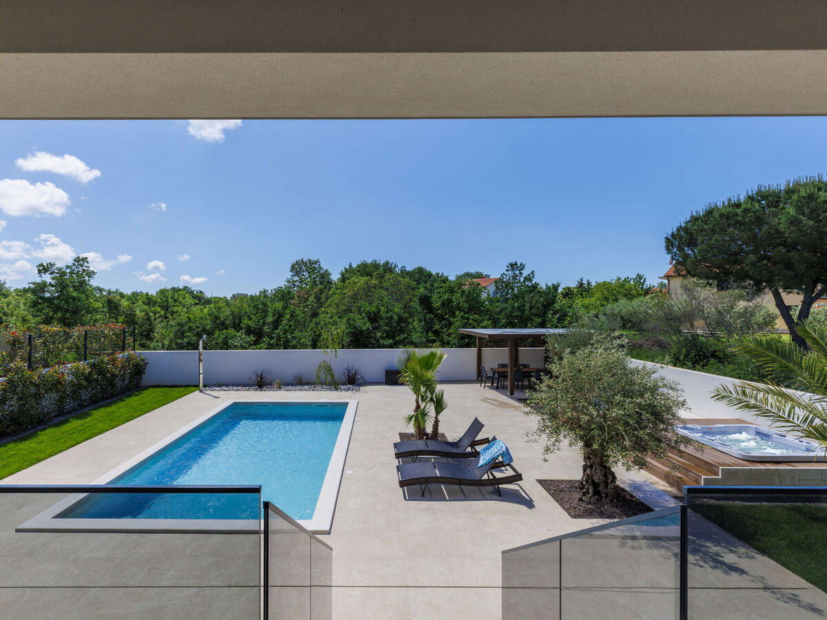 Villa Sandro - Poreč : 3 chambres, piscine chauffée - Photo 21