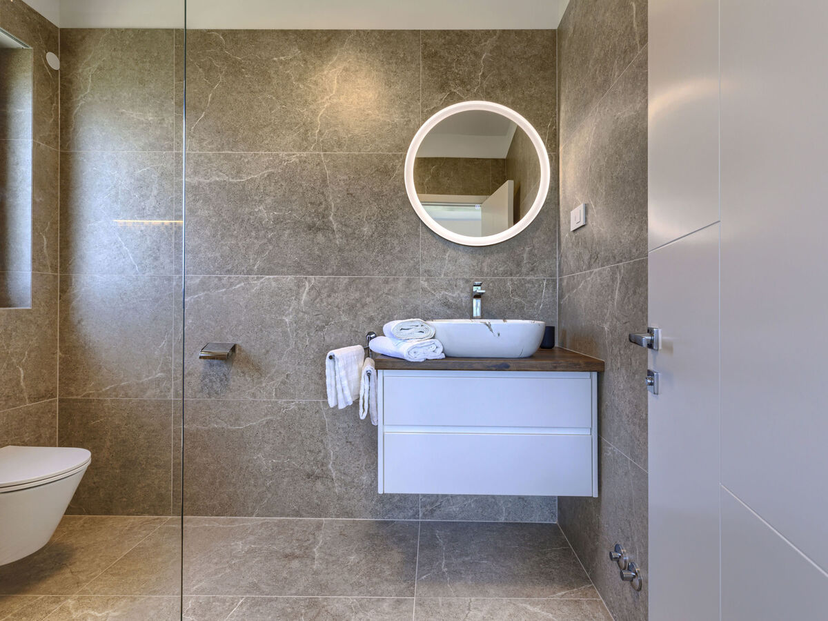 Villa Sandro - Poreč : 3 chambres, piscine chauffée - Photo 29