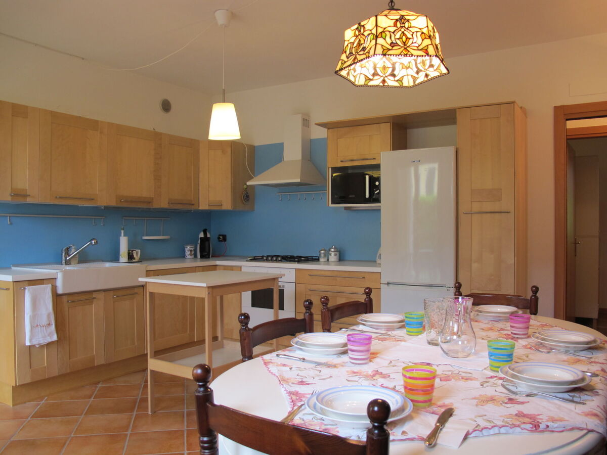 Appartement Adelaide – Torri del Benaco, 120 m² avec jardin - Photo 4