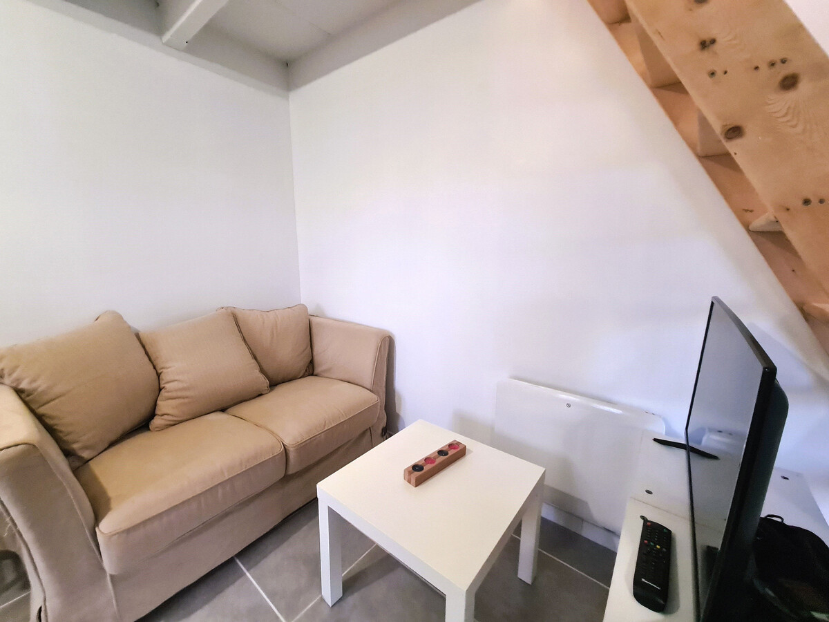 Gîte romantique Brenne : chambre sous toits avec Velux - Photo 6