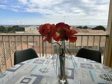 Location appartement à Fleury Saint Pierre la Mer, Charmant 2 Pièces avec Piscine, Parking Privé à 10 min de la Plage - Saint Pierre La Mer