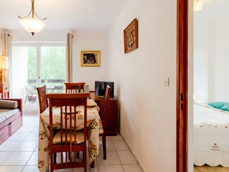 Appartement Le Sporting, 950 m de la plage à Cabourg : photo 7