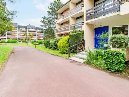 Appartement Le Sporting, 950 m de la plage à Cabourg : photo 14
