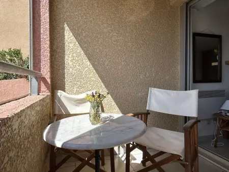 Appartement 2 pièces avec terrasse couverte et parking, à Banyuls-sur-Mer : photo 3