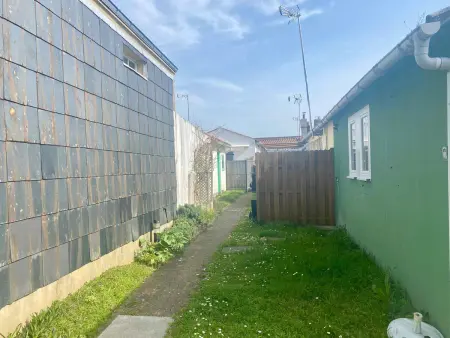 Pavillon rénové avec terrasse privative au cœur de Jard-sur-Mer, proche plages et port - Photo 9