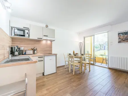 Caesar Domus, appartement 2 pièces à Gassin : photo 2