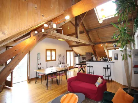 Location appartement à Bagnères de Luchon, Duplex 140 m² pour 8 pers. à Luchon proche télécabine et thermes, tout confort, wifi, animaux OK