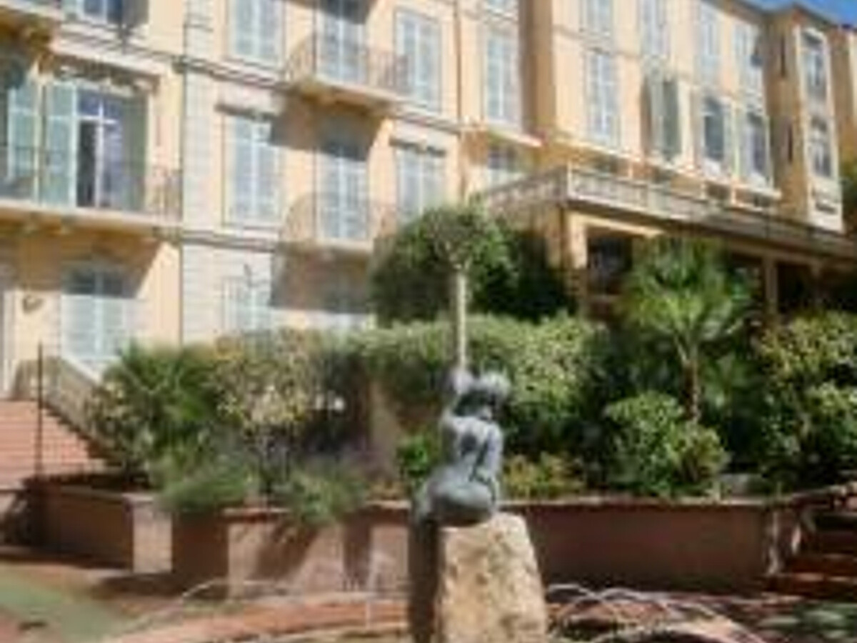 Appartement 2P climatisé, terrasse sud, centre Menton - Photo 15