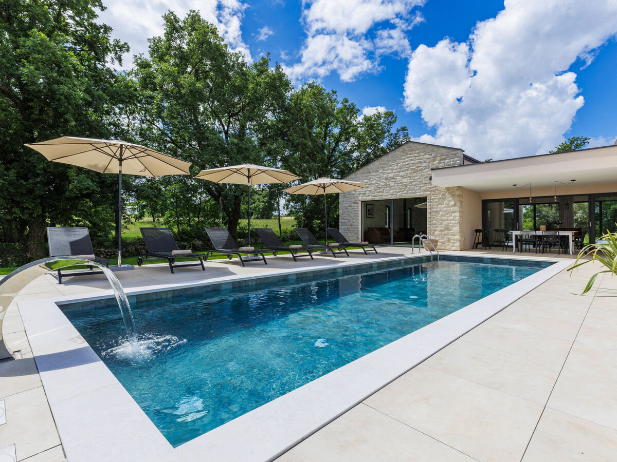 Villa Ana Rovinj : piscine privée et 7200 m² de terrain - Photo 2