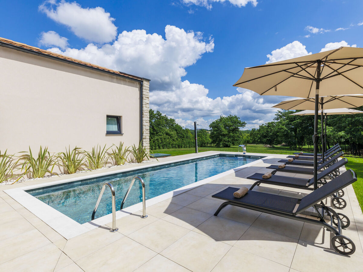 Villa Ana Rovinj : piscine privée et 7200 m² de terrain - Photo 8
