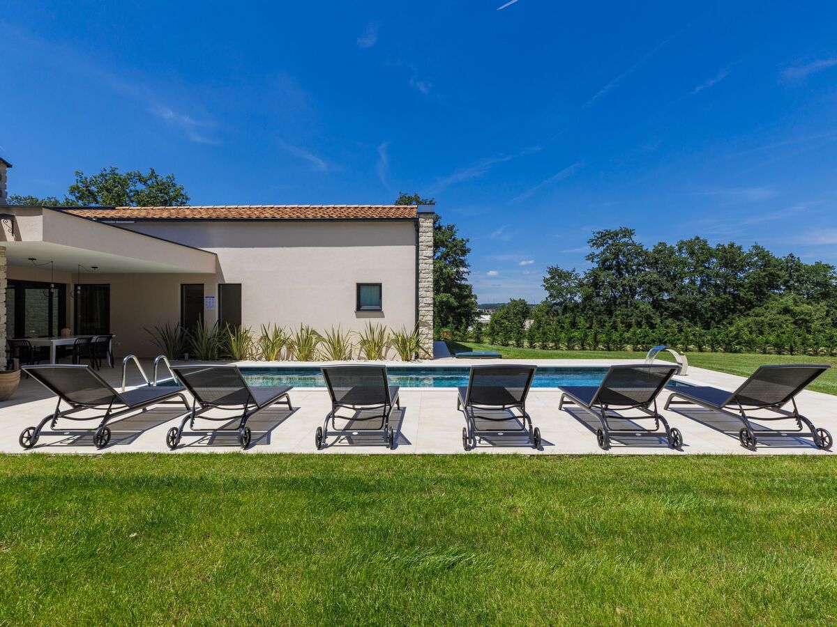 Villa Ana Rovinj : piscine privée et 7200 m² de terrain - Photo 19