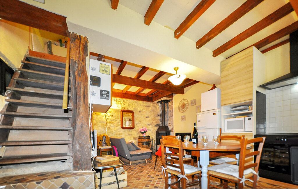 Maison en pierre isolée à Seix, 8 personnes, poêle à bois - Photo 5
