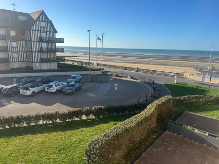 Appartement 3 pièces front de mer, 2 balcons à Cabourg : photo 12