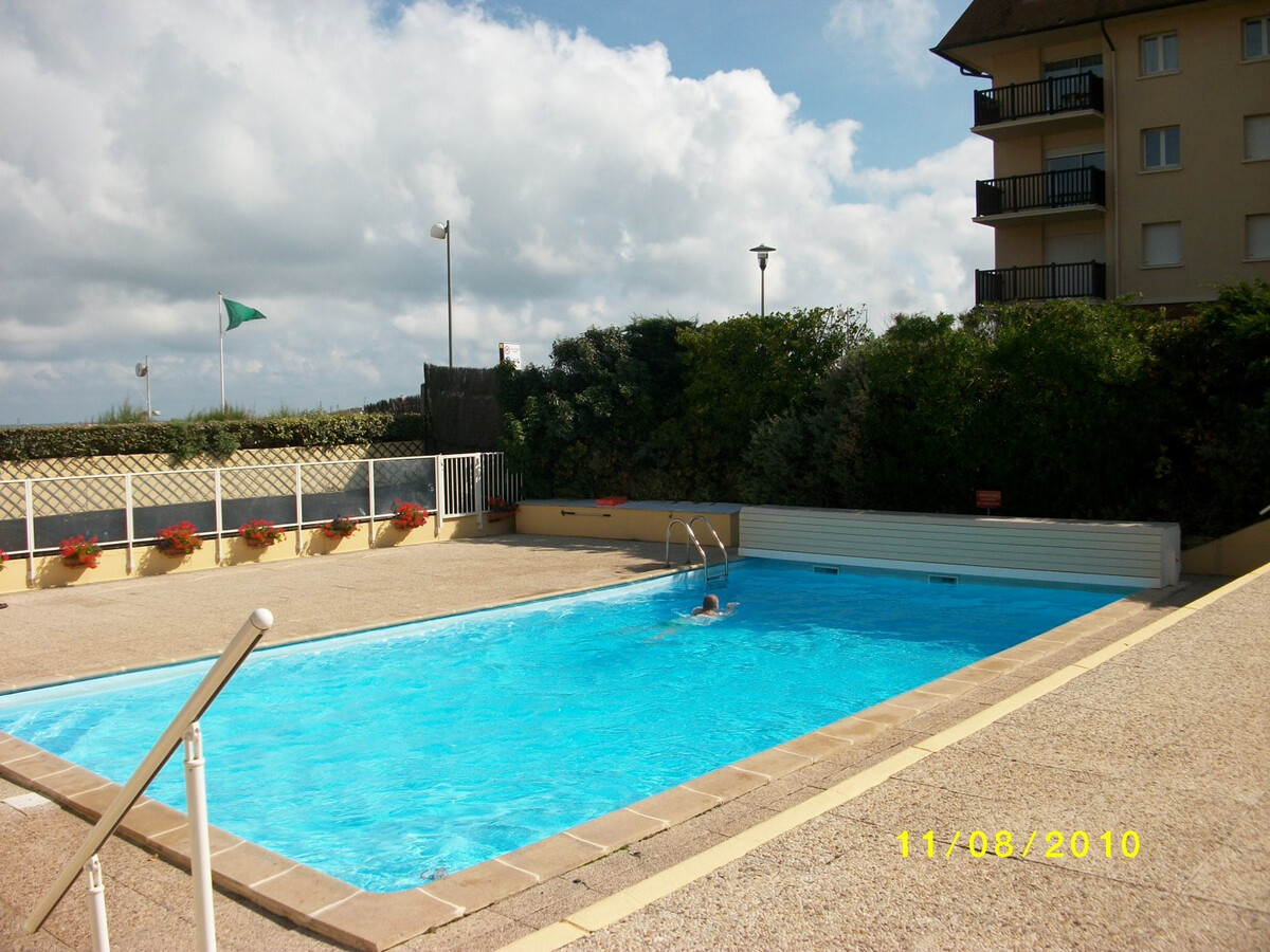 Appartement 3 pièces front de mer avec piscine et tennis - Photo 11