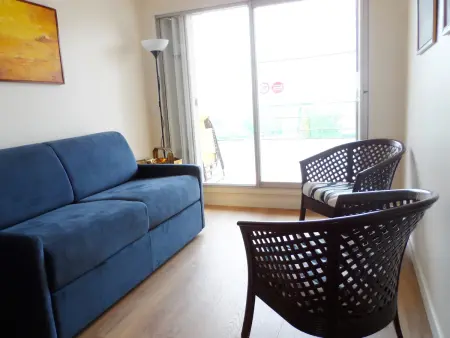 Cabourg : Appartement moderne 4/5 pièces, accès plage, 8 pers, jardin et terrasse, parking, WIFI : photo 8