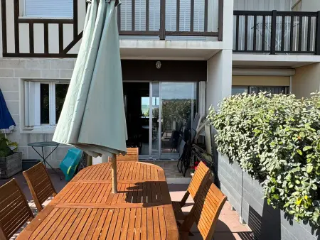 Cabourg : Appartement moderne 4/5 pièces, accès plage, 8 pers, jardin et terrasse, parking, WIFI : photo 15