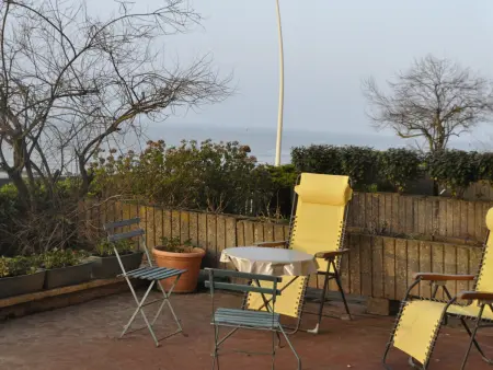 Cabourg : Appartement moderne 4/5 pièces, accès plage, 8 pers, jardin et terrasse, parking, WIFI : photo 22