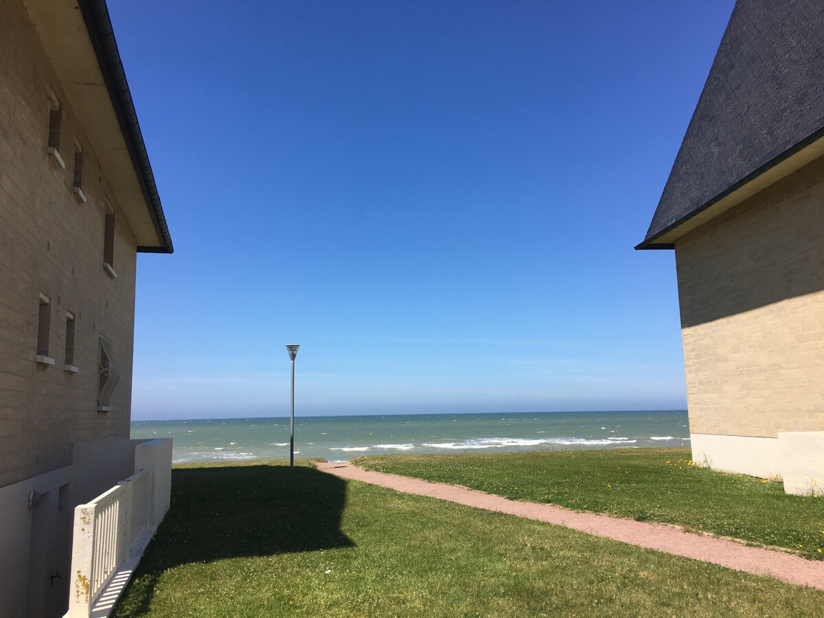 Appartement Varaville face à la mer avec loggia - Photo 11