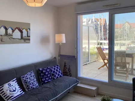 Bel Appartement Duplex 4 pièces avec Vue sur Port et Terrasse : photo 3