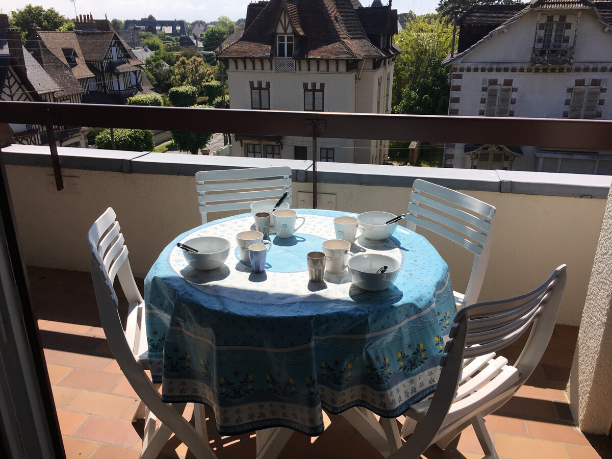 Studio 4 pers. Cabourg centre avec balcon et parking - Photo 4