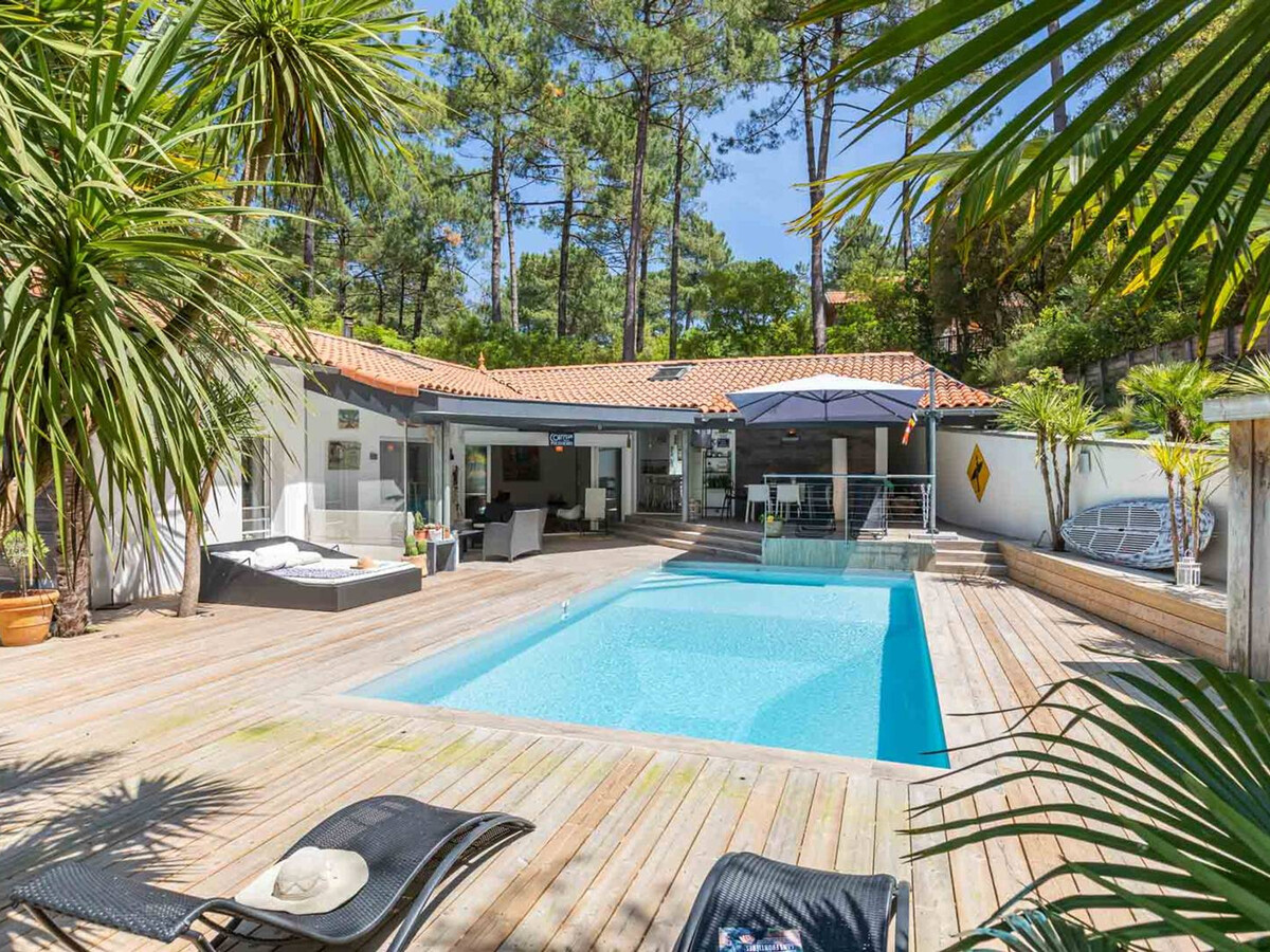 Villa d'architecte avec piscine chauffée et borne de recharge, parfaite pour des vacances en famille - Photo 2